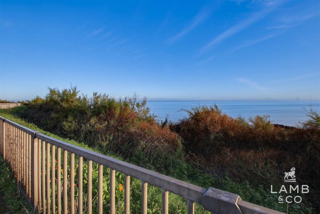 Additional image 13 of Kings Parade, Holland-On-Sea