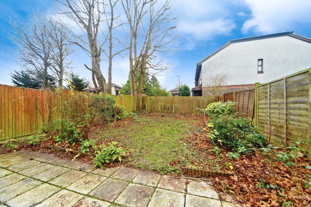 Additional image 6 of Hamond Close, South Croydon, CR2
