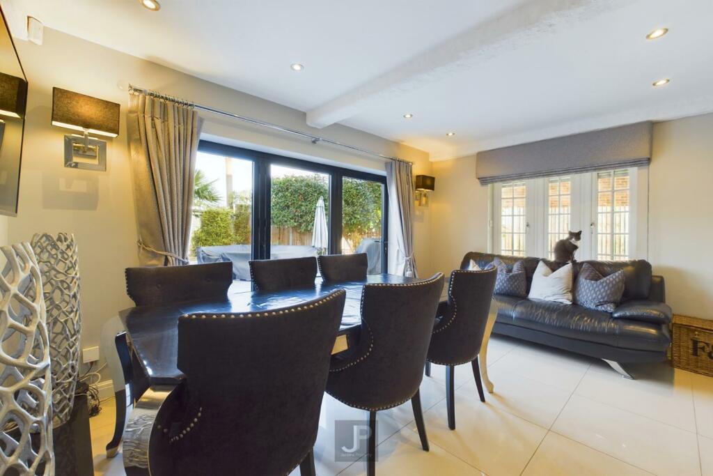 Additional image 11 of Selwood Road, Brentwood