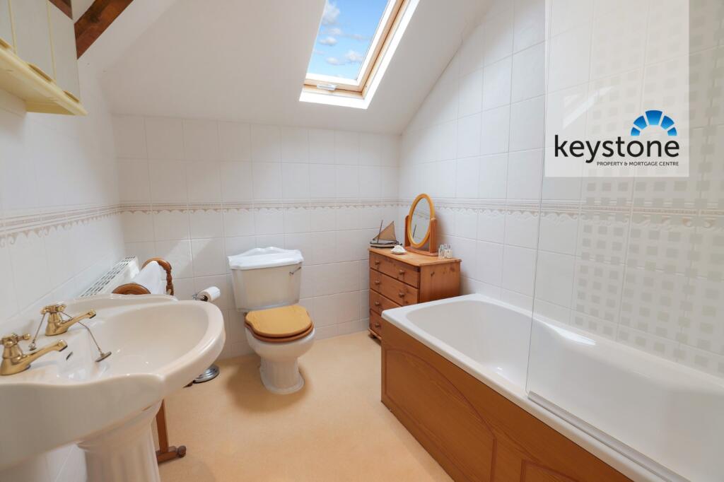 Additional image 19 of Pineway, Woodend Lane, Burton, Neston, Cheshire, CH64 8TN