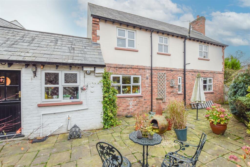 Additional image 21 of Neston Road, Willaston, Neston