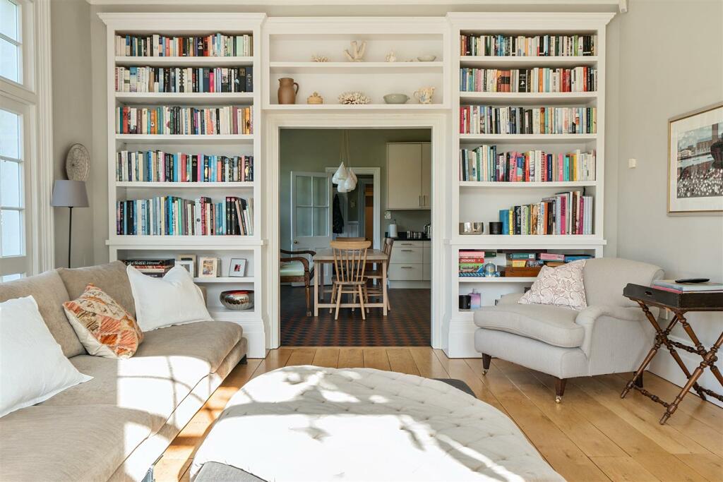 Additional image 39 of How Lane, Chipstead