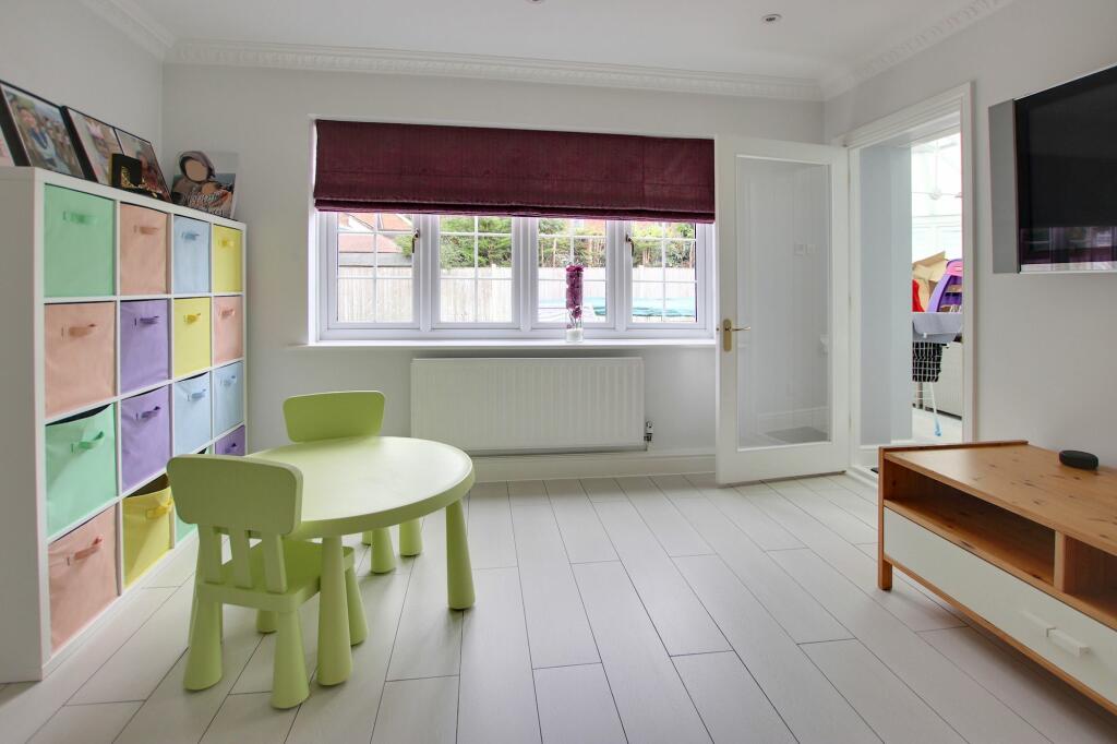 Additional image 6 of Orchard Avenue, Shirley