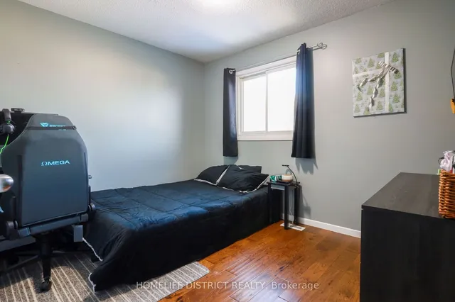 Additional image 25 of 12 Summertime Crt