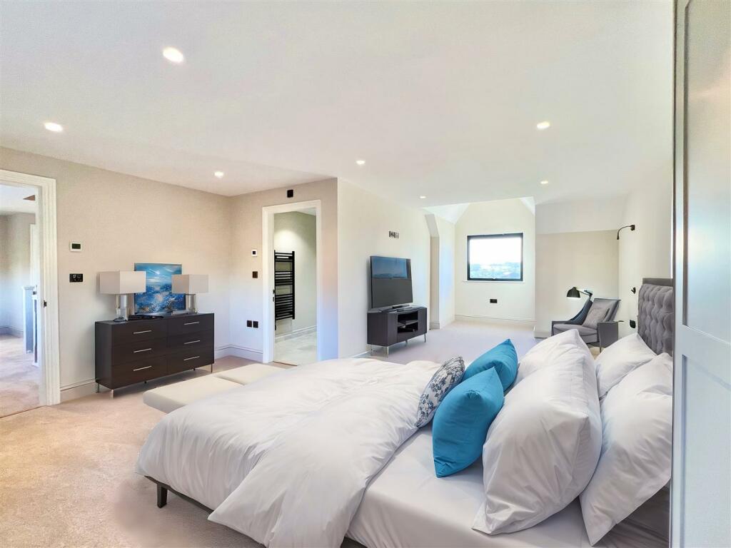 Additional image 16 of Ingatestone Road, Stock