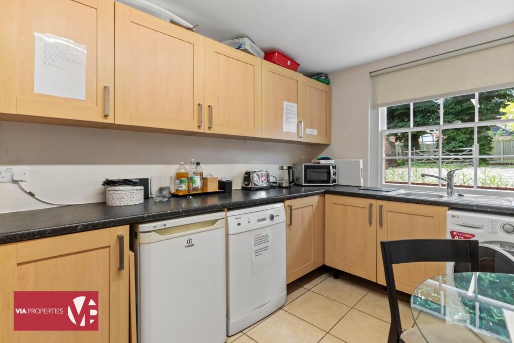 Additional image 4 of High Street, Ingatestone, CM4