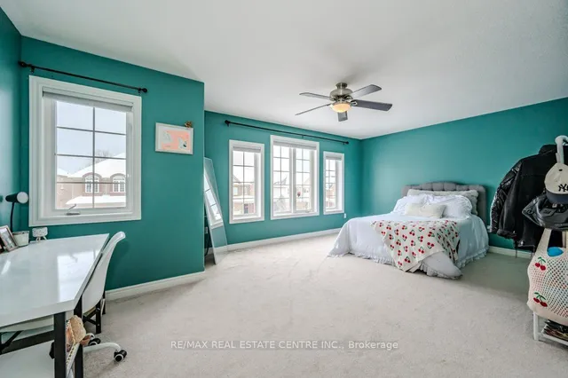 Additional image 18 of 127 Janine St