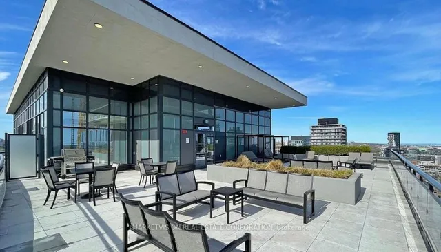 Additional image 33 of 460 Adelaide St Unit 1817