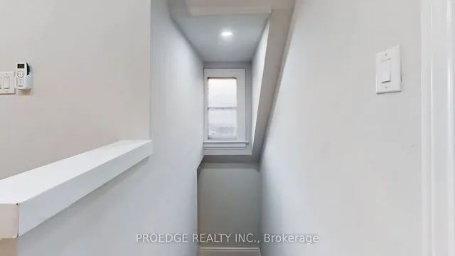 Additional image 31 of 177 Wallace Ave