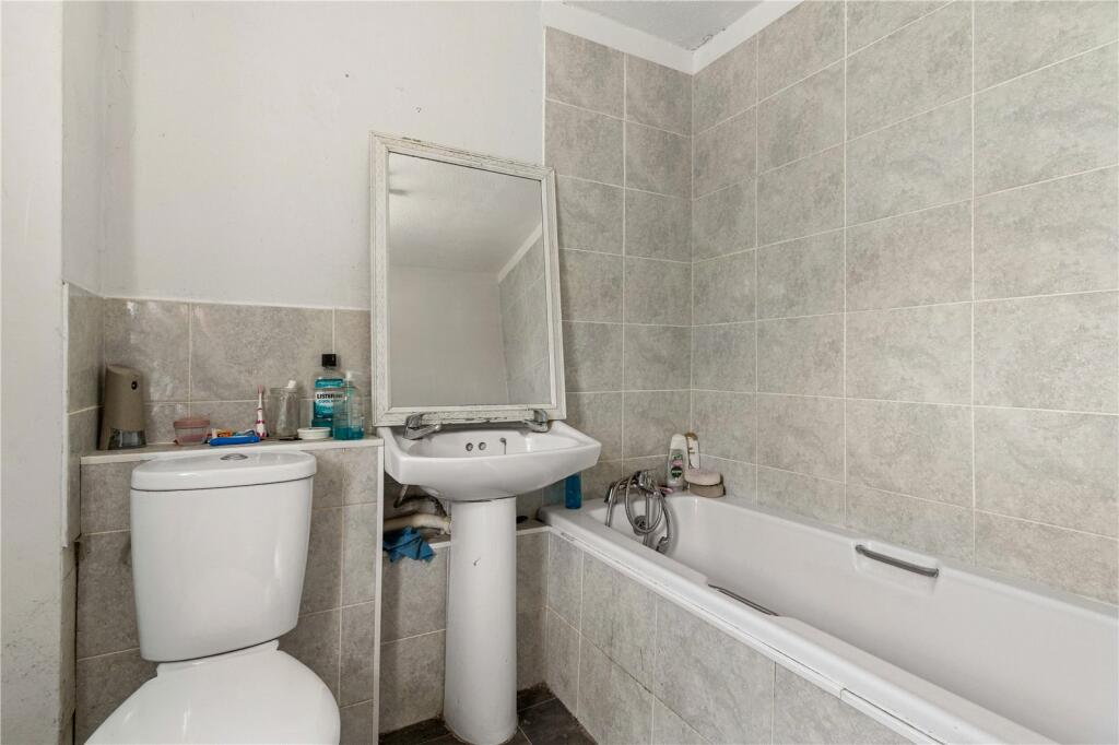 Additional image 8 of Weaverhead Close, Thaxted, Nr Great Dunmow, Essex, CM6