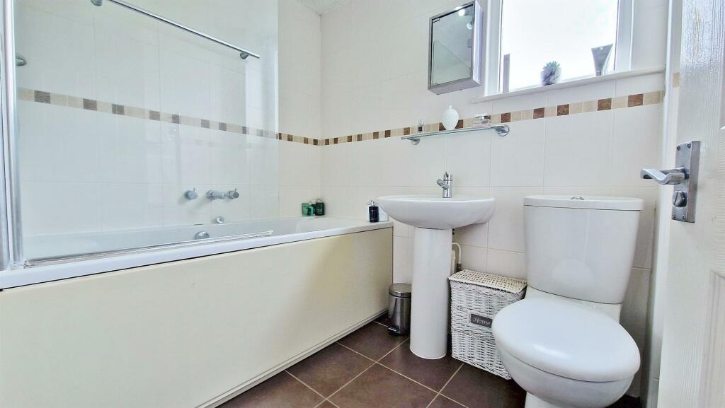 Additional image 20 of Briarfields, Kirby-le-Soken