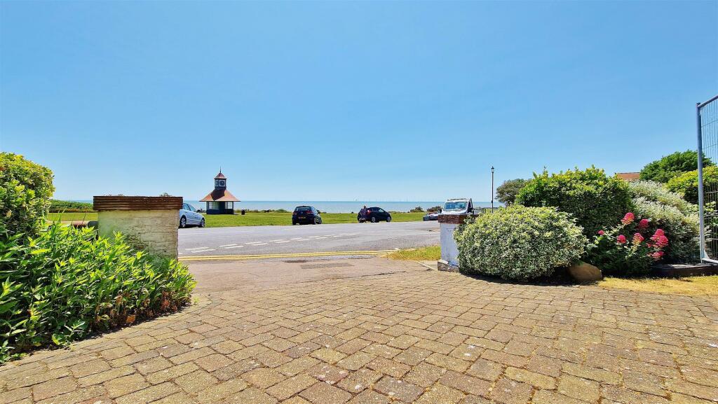 Additional image 31 of The Grand, The Esplanade, Frinton-On-Sea