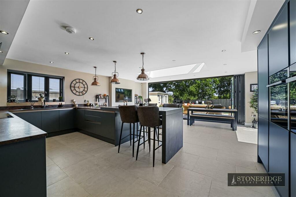 Additional image 2 of Maltings Lodge, Frating Road, Great Bromley