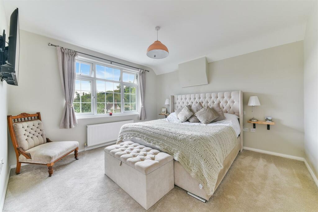 Additional image 19 of Outwood Lane, Chipstead,