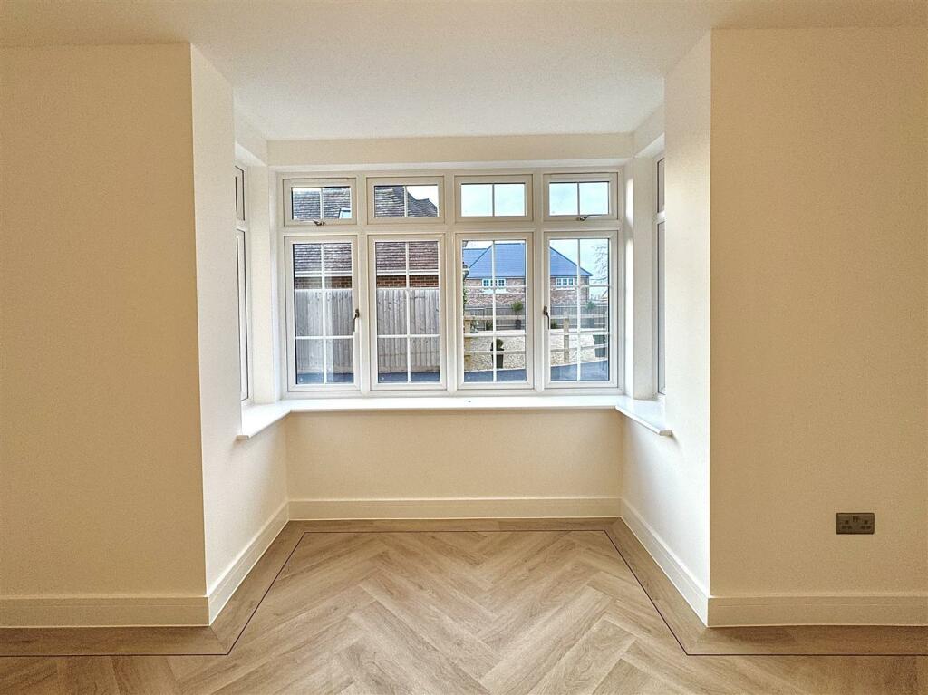 Additional image 14 of New Builds @ Mangapp Chase, Burnham-On-Crouch