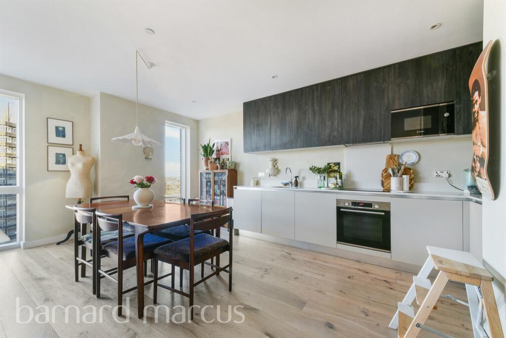 Additional image 11 of Scarbrook Road, Croydon