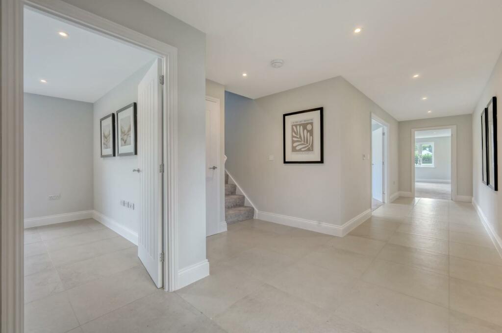 Additional image 10 of Brizes Park, Kelvedon Hatch