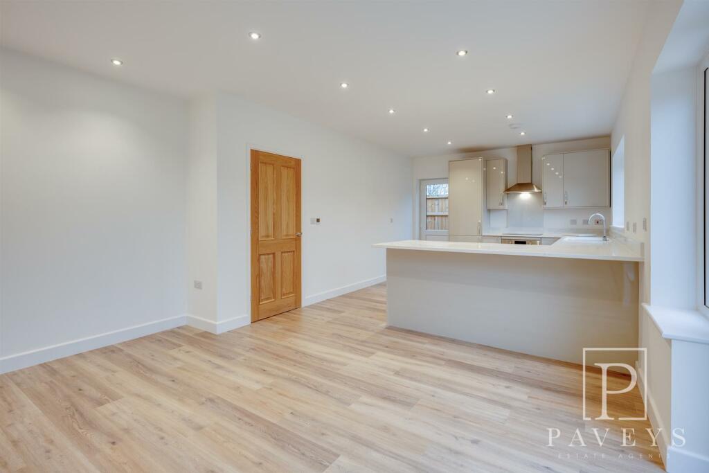 Additional image 9 of Turpins Lane, Kirby Cross, Frinton-On-Sea