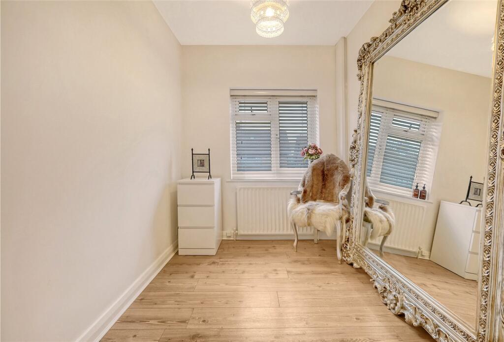 Additional image 10 of Hillside Road, Billericay, Essex, CM11