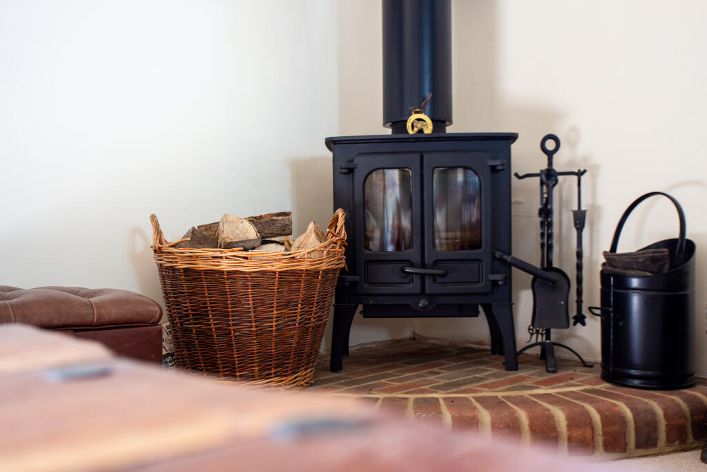 Additional image 8 of Pilgrims Lane, Caterham, CR3