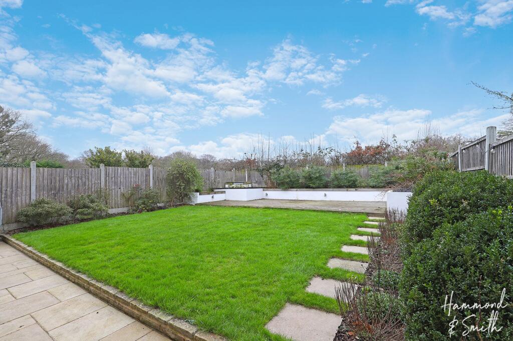 Additional image 4 of Red Oaks Mead, Theydon Bois, CM16