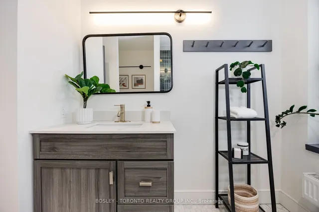 Additional image 17 of 171 Windermere Ave