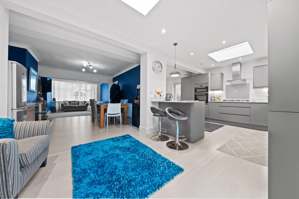 Additional image 3 of Oakley Avenue, Beddington