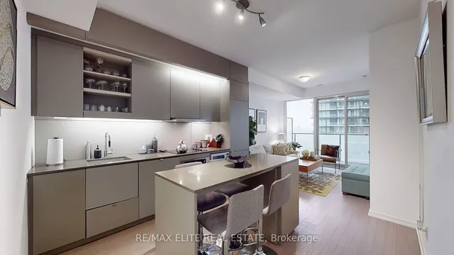 Additional image 9 of 101 Peter St Unit 2701