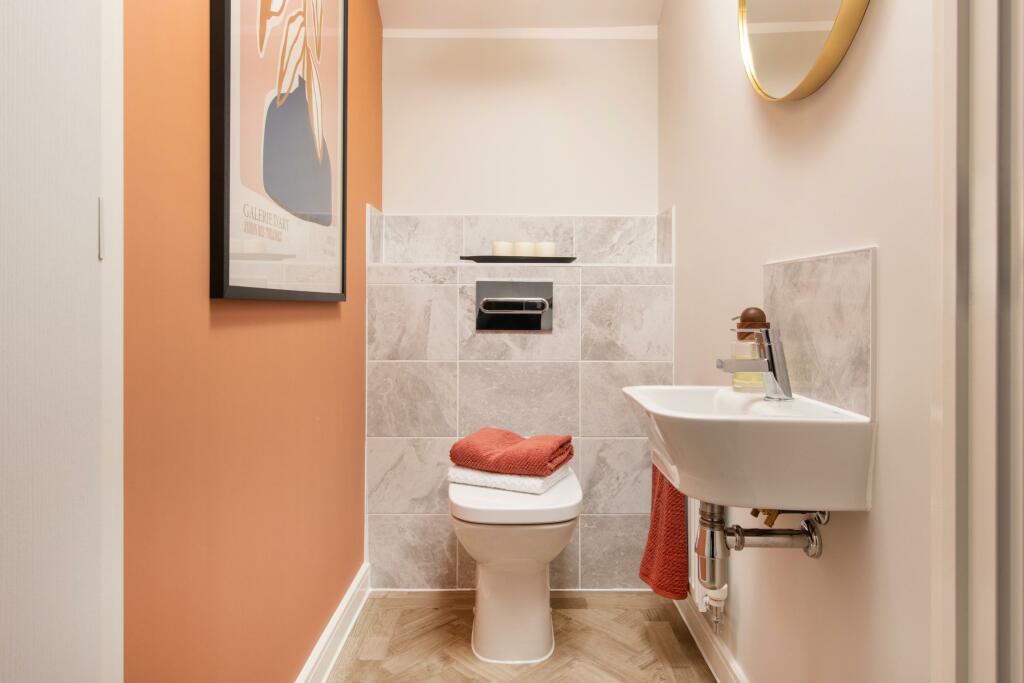 Additional image 5 of Halstead,
Essex,
CO9 1BG