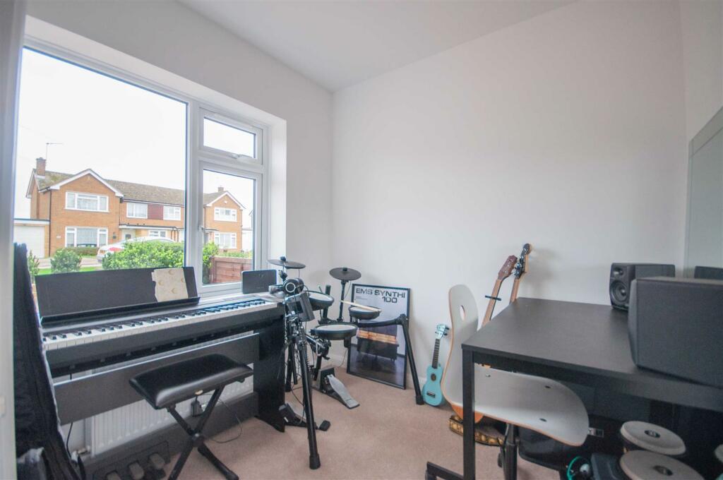 Additional image 5 of Totnes Walk, Old Springfield, Chelmsford