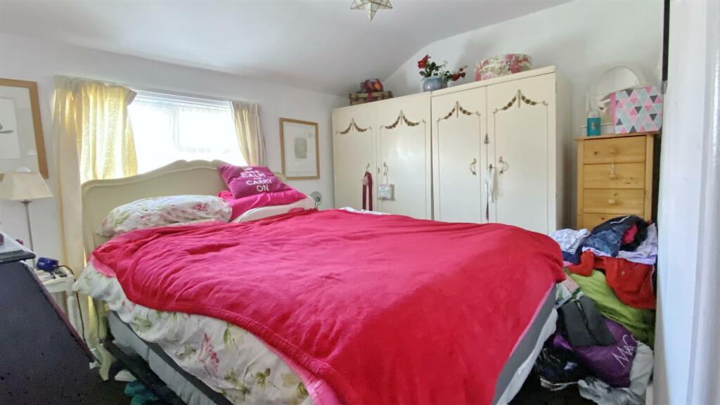Additional image 14 of Suffolk Street, Walton On The Naze