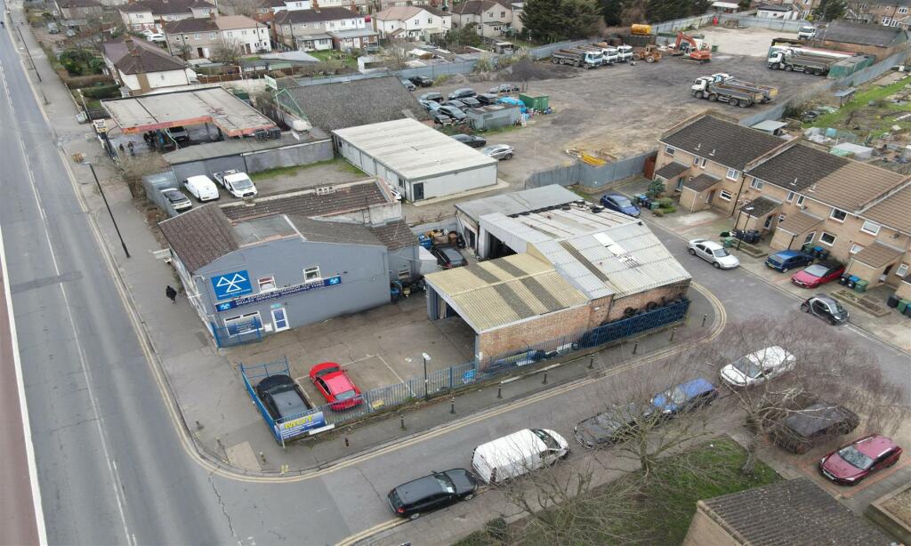 Additional image 4 of 118 - 120 London Road, Mitcham CR4