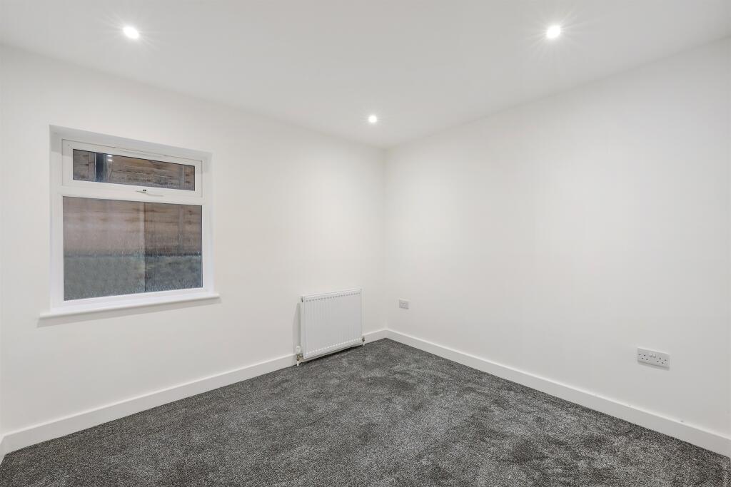 Additional image 7 of Kingswood Way, South Croydon