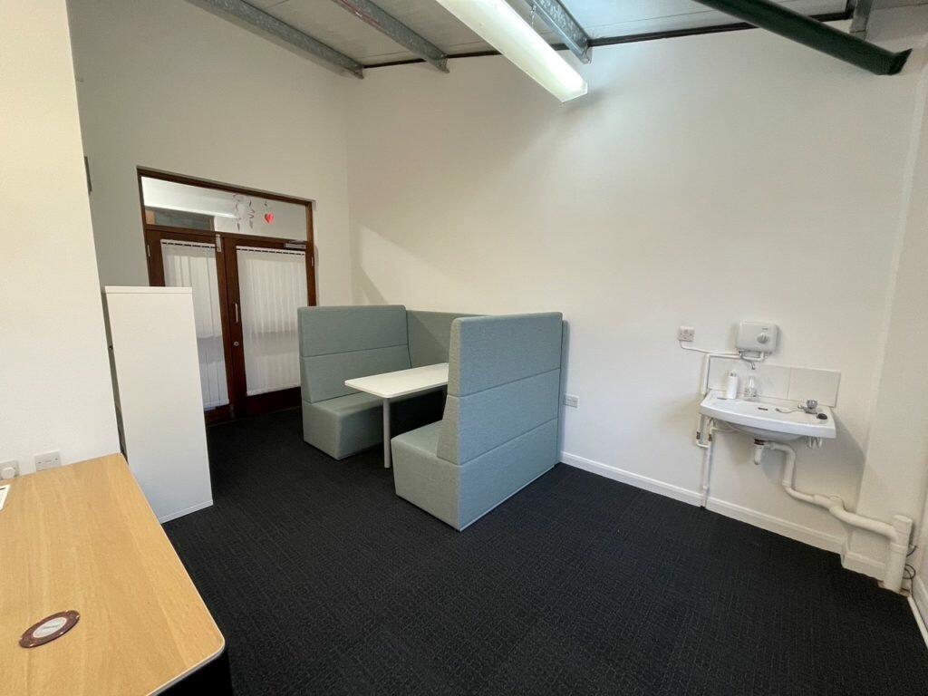 Additional image 6 of Office/Studio to rent on Barleylands Road, Billericay, Essex