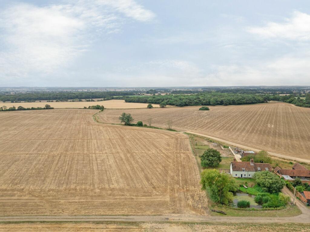 Additional image 5 of Wakes Hall, Wakes Hall Lane, Belchamp St Paul, Essex CO10 8LA