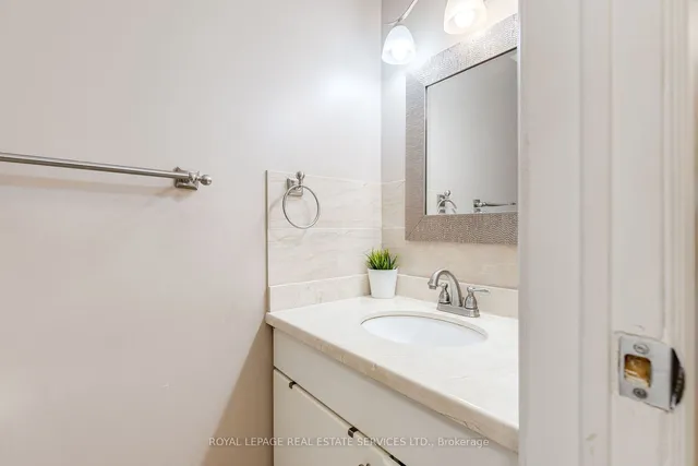 Additional image 21 of 9 Lady Bower Cres