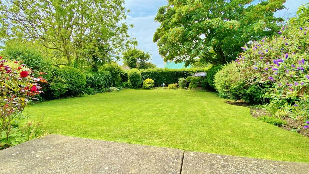 Additional image 29 of Fourth Avenue, Frinton-On-Sea