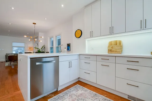 Additional image 7 of 625 Milverton Blvd