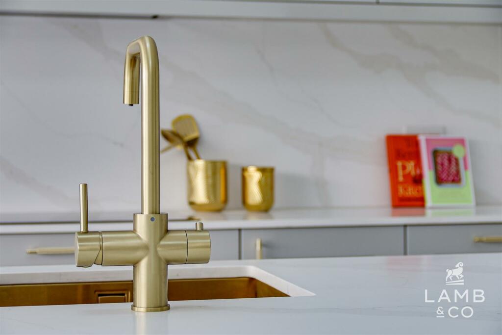 Additional image 8 of Blackberry Lodge Talbot Road, Little Clacton