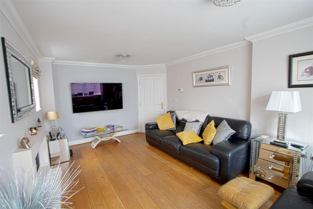 Additional image 6 of Highland Grove, Billericay