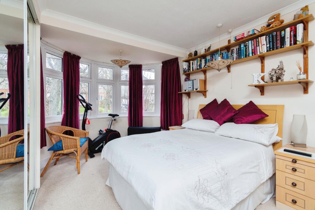 Additional image 8 of Blenheim Park Road, South Croydon, CR2