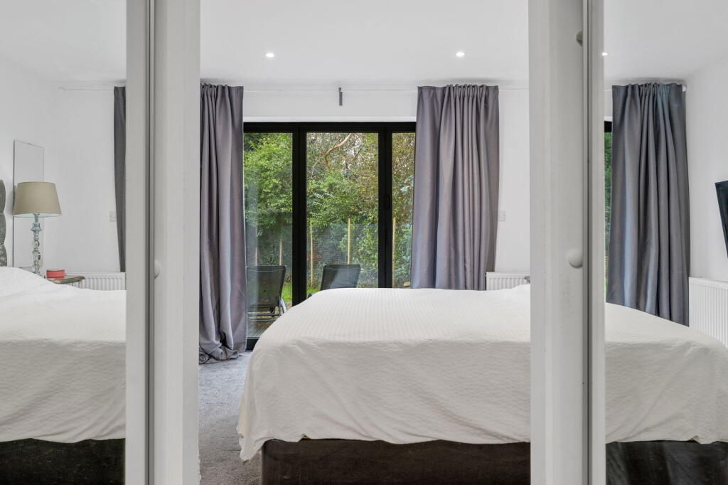 Additional image 14 of Salmons Lane West, Caterham, CR3 5LT