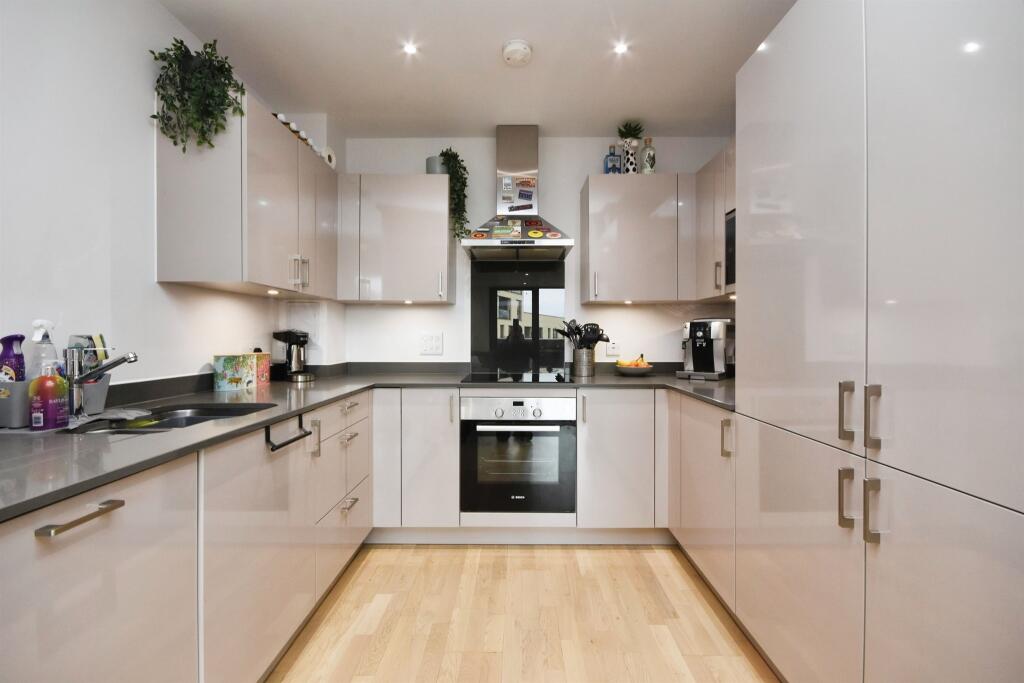 Additional image 2 of Burgess Springs, Chelmsford