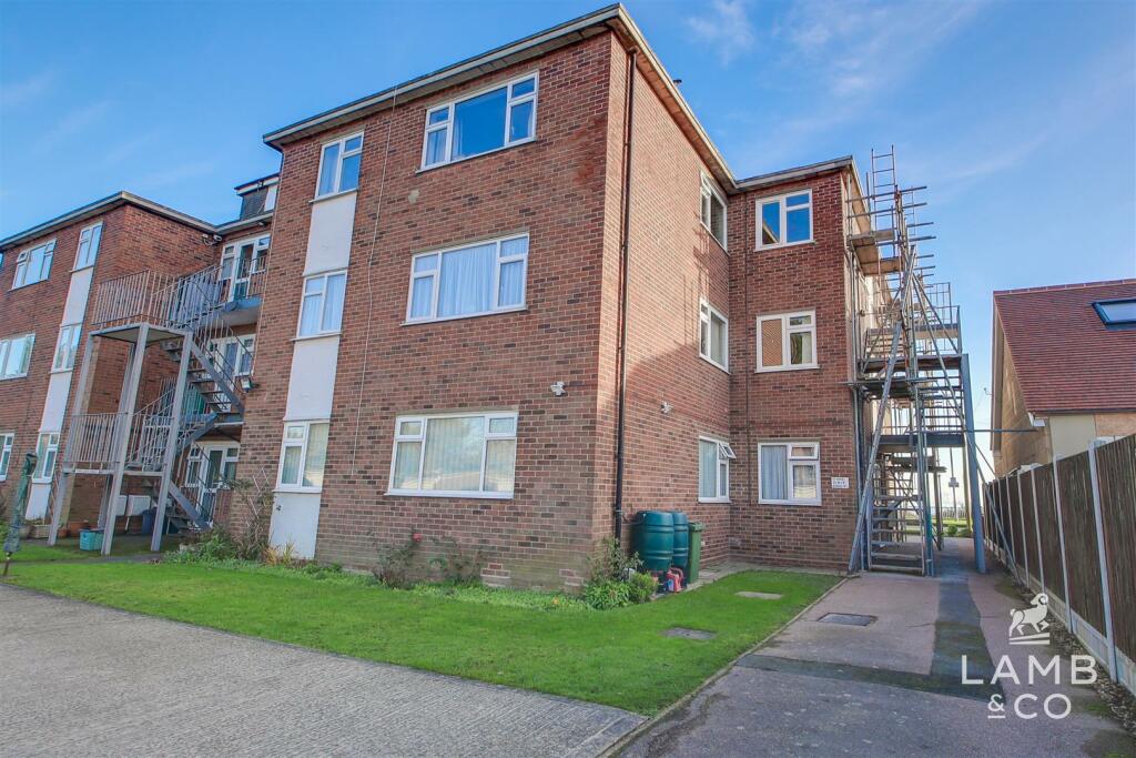 Additional image 8 of Kings Parade, Holland-On-Sea