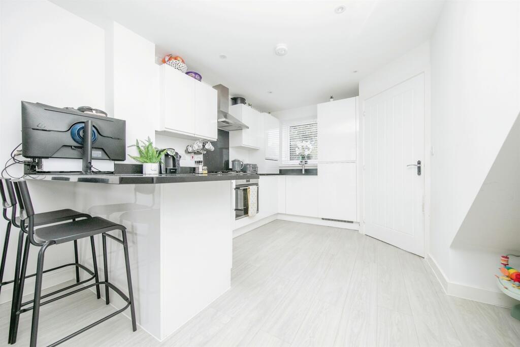 Additional image 5 of Vardri Close, Colchester