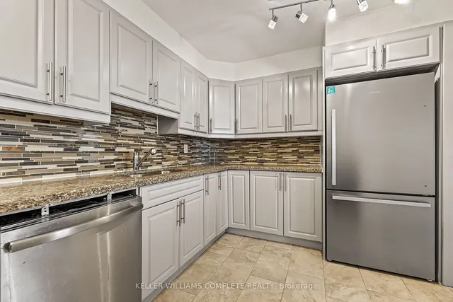 Additional image 9 of 714 The West Mall Unit 1004