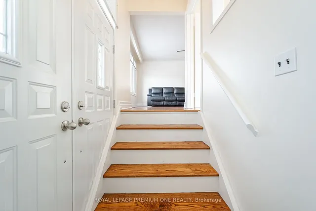 Additional image 3 of 71 Dolores Rd