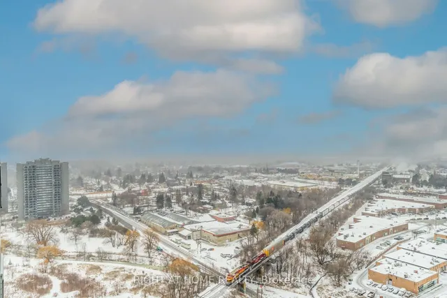 Additional image 24 of 255 Village Green Sq Unit 2601