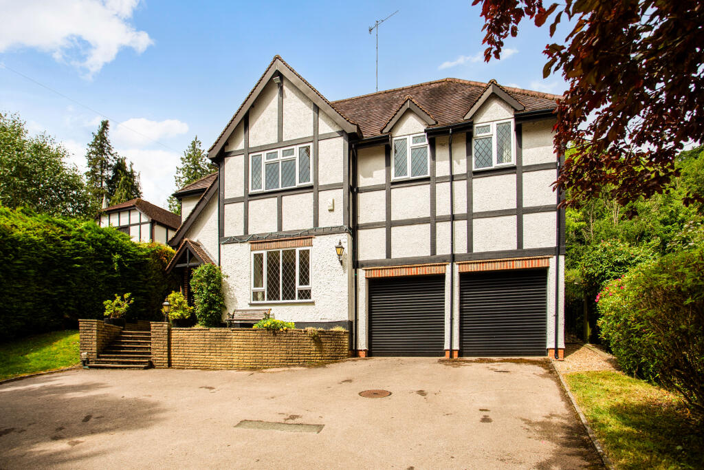 Additional image 20 of Harestone Valley Road, Caterham, CR3