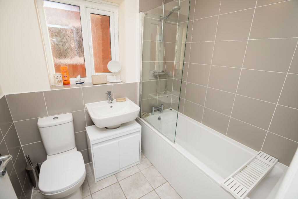 Additional image 17 of New Lincoln Road, Ellesmere Port, CH65